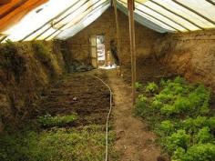 Build a $300 underground greenhouse for year-round gardening (Video)