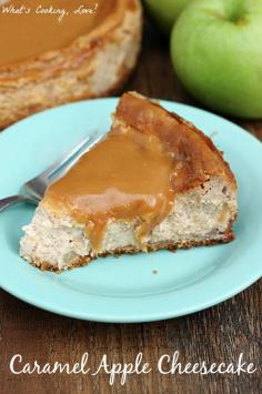 Caramel Apple Cheesecake. A delicious cheesecake that combines the flavors of caramel and apple with a caramel topping. A great dessert for fall. #dessert #cheesecake