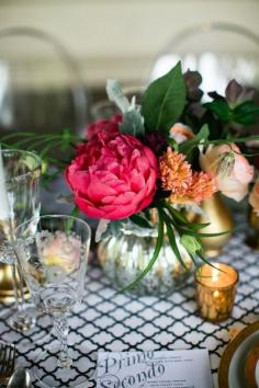 
                        
                            Beautiful wedding table details: www.stylemepretty... | Photography: Carmen Santorelli - carmensantorellis...
                        
                    