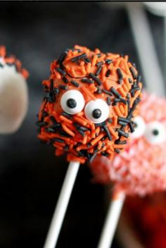
                        
                            Spooky Halloween Cake Pops are a must have treat for this Halloween. They are delicious and your whole family will love them. #halloween #halloweentreat livedan330.com/...
                        
                    