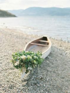 
                        
                            Lake wedding decor: www.stylemepretty... | Photography: Christie Graham - www.christiegraha...
                        
                    