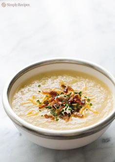 Baked Potato Soup from @Elise Bauer — Simply Recipes