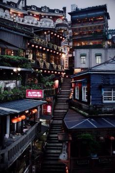 Japan streets by Hazel Atarashi on 500px