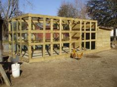 
                    
                        duck pens with pallets | www.backyardchick...
                    
                