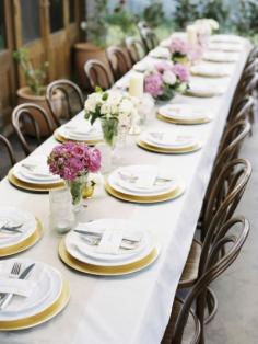 
                    
                        Simple wedding table with gold and pink pops: www.stylemepretty... | Photography: Bentinmarcs - bentinmarcs.com/
                    
                