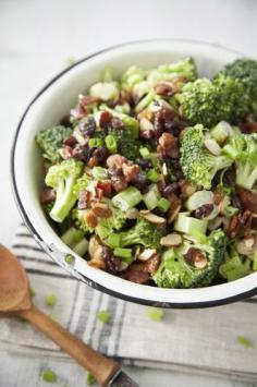 
                    
                        Paula Deen Almond Broccoli Salad
                    
                