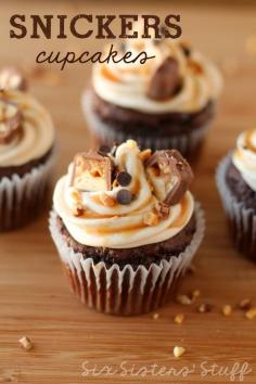 
                    
                        Snickers Cupcakes Recipe
                    
                