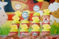 
                    
                        Yellow chick cupcakes at a farm birthday party! See more party planning ideas at CatchMyParty.com!
                    
                
