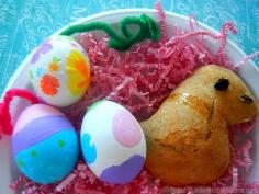 
                    
                        4 Sweet Ways to Celebrate Easter - Photo by Tessa Zundel (HobbyFarms.com)
                    
                