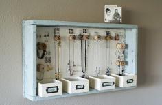 
                    
                        Creative Jewelry Storage and Display Idea. hative.com/...
                    
                