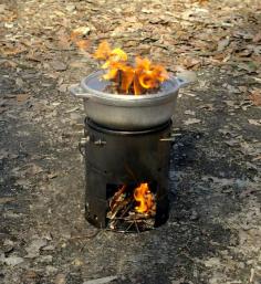 
                    
                        A Packable Dutch Oven Perfect for a “tramp” (a Hike, Not a Hobo) | THE WOODS LIFE
                    
                