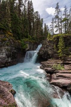 
                    
                        St. Mary and Virginia Falls in Glacier National Park | GI 365
                    
                