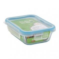 The Snapware Total Solution Glass 6-Cup Rectangle Food Storage Box Set is a must-have for optimal kitchen storage. This Plastic Storage Box with Lid combines an air-tight and leak-proof, four-latch plastic lid with a Pyrex oven-safe glass dish. Each plastic food box in this set of four provides solutions for both storage and organization in your home. This set is ideal for traveling with food, freezing extra batches of soups, stews or pastas, saving leftovers and organizing pantry staples. The Snapware Total Solution Glass 6-Cup Rectangle Food Storage Box Set also makes a wonderful wedding gift.