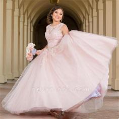 Maravilloso joya rosa sin mangas apliques 15 vestidos | Vestidos de quincea_era bonitos largos | NewinLook