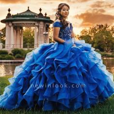Capas de glamour rebordear fuera del hombro vestido de fiesta azul Vestidos de membrillo | NewinLook