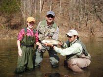 Tennessee on farm fishing. Find a farm near you and spend time with family at www.picktnproduct...