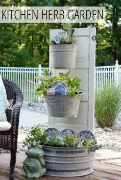 Make a Tiered DIY Backyard Kitchen Herb Garden!  www.findinghomeon...