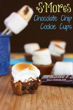 S'Mores Chocolate Chip Cookie Cups - no campfire needed! | cupcakesandkalech... | #glutenfree option #cupcakes #dessert