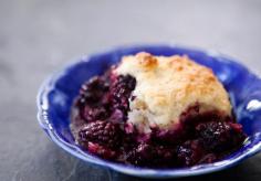 No time to make a pie? Make a cobbler instead! Blackberry cobbler with fresh blackberries and topped with a homemade biscuity cobbler topping.