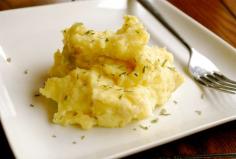 Parmesan Mashed Potatoes recipe and images by Lacey Baier, a sweet pea chef