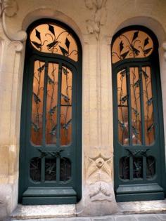 Beautiful doors, Paris | I Prefer Paris      ᘡղbᘠ