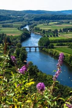 Corrèze River, Domme, Périgord, France | La Beℓℓe ℳystère