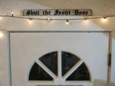 How to make a "Shut the Front Door" sign with #Cricut die cut letters and recycled pages from a dictionary