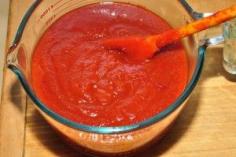 Regular Ol’ Tomato Ketchup Recipe (But Better)   This ketchup recipe actually has flavor, backbone, high dipability, a sweet and vinegary tang, and a full flavor profile where the xanthan gum and high fructose corn syrup should be.