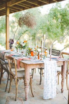 elegant tropical wedding inspiration, photo by Julie Shuford Photography ruffledblog.com/... #weddingideas #tablescape #weddingreception