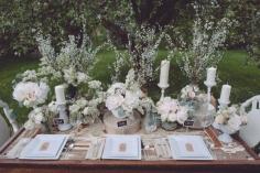 Rustic wedding table: www.stylemepretty... | Photography: lifeimages - lifeimages.ca/
