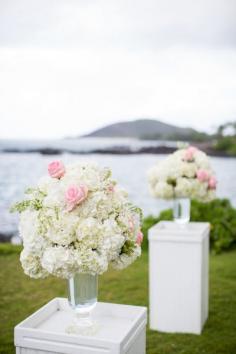 Floral decor: www.stylemepretty... | Photography: Kaua Wedding Photography - kauaweddingphotog...