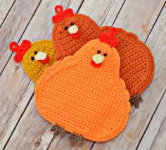 Pot Holder Crochet Chickens , Kitchen , Housewares , Handmade  , Crochet Pot Holders , Fall , Autumn , Halloween , Gift Ideas , Christmas