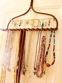 
                        
                            Sarahndipities ~ fortunate handmade finds: Things to Make: Jewelry Display from a Rake
                        
                    