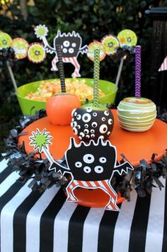 Spooky eye candy apples for halloween