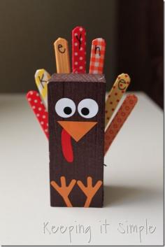 
                        
                            Keeping it Simple: Turkey place cards for Thanksgiving
                        
                    
