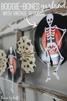 Boogie-Bones Garland With Vintage Records - House by Hoff