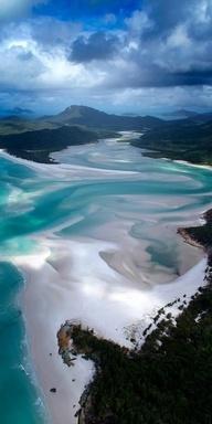 
                    
                        My dream vacation is to go back to OZ and visit Whitsunday Island, Queensland, Australia
                    
                