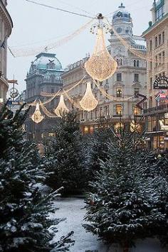 fabulousplaces:  Vienna by Roaming Lucia on Flickr.