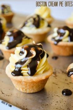 This Boston Cream Pie Bites recipe will be a hit this holiday season. This is a great recipe that requires little time and fewer ingredients than most recipes. #dessert #foodporn #dan330 livedan330.com/...
