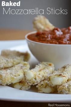 Baked Mozzarella Sticks | Real Housemoms | I've loved these since I was a kid and I'll ALWAYS love these!