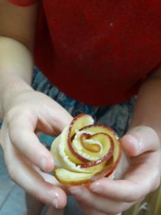 
                    
                        Apple Rose Pastries! Make flowers with apples! With very simple and very few ingredients and easy prep for most any situation to make a lovely, tasty dessert or appetizer.  Can be made with rehydrated dehydrated apples too!
                    
                