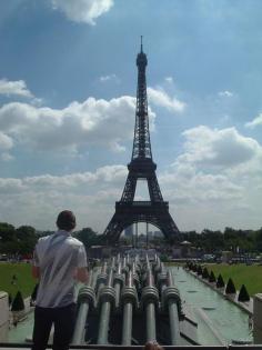 
                    
                        HOW TO SEE PARIS IN A DAY: Research & Prepare, Eiffel Tower, Arc de Triomphe, Notre Dame, Batobus, Check-List, Itinerary
                    
                