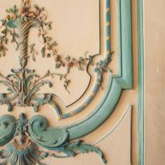 
                    
                        I love this Rococo detail on this French door ~ Beautiful! | Hello Lovely: Little Bits of Lovely    ᘡղbᘠ
                    
                