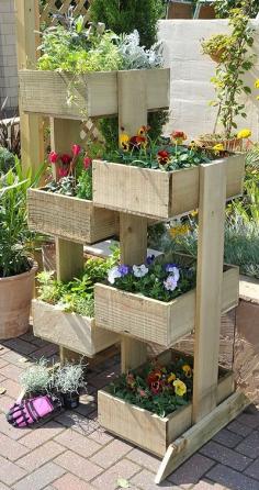 
                    
                        coppice-vertical-planter-by-mm-timber-sded1_original
                    
                