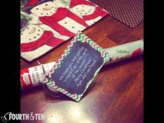 
                    
                        Fourth and Ten: Homemade Christmas Gifts for Coworkers, Students, Neighbors and Friends {2014 edition} Freebies
                    
                