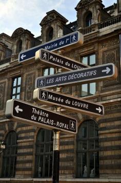 
                    
                        Rue Rivoli, Paris.
                    
                