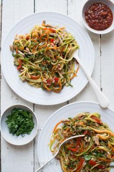 
                    
                        Healthy Zucchini Noodle Chow Mein Recipe- Easy Chinese Chow Mein that's healthier from @Todd & Diane (White On Rice Couple) on whiteonricecouple...
                    
                