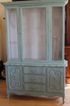 
                    
                        Elizabeth & Co.: How I Make Chalk Paint
                    
                