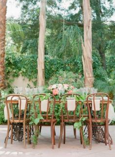 
                    
                        Garden table: www.stylemepretty... | Photography: Twah Dougherty - twahdougherty.com/
                    
                