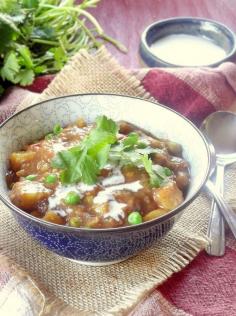 
                    
                        Slow Cooker Indian Curry Potato Soup with Cashew Cream
                    
                